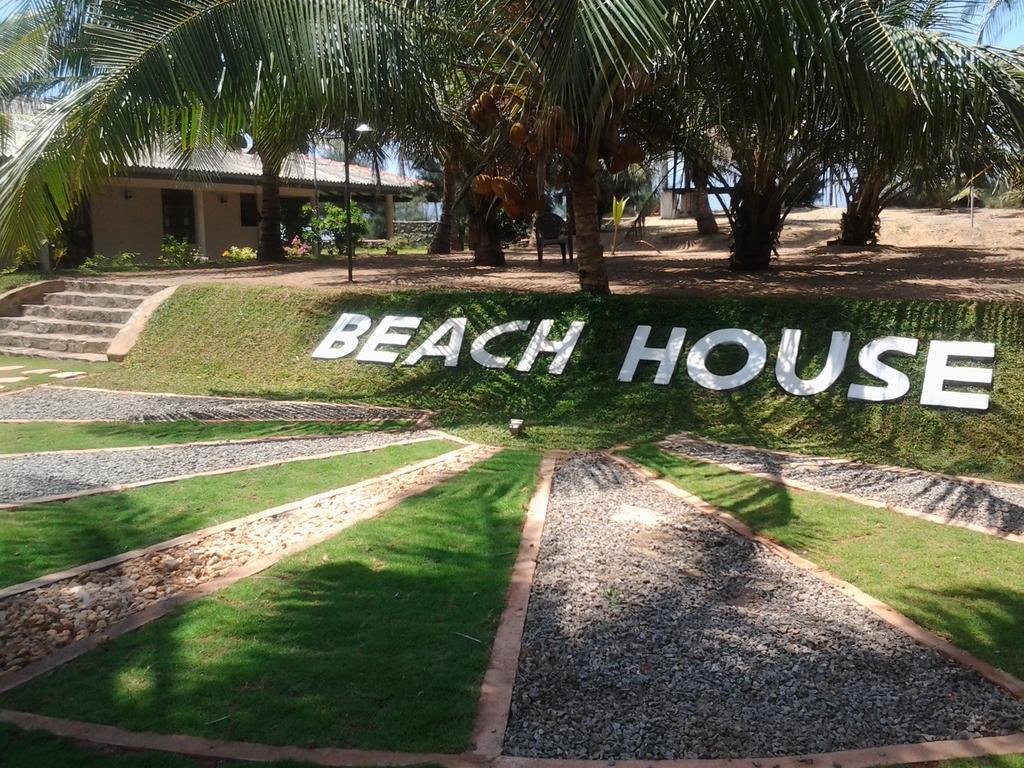 Beach House Negombo Ruang foto